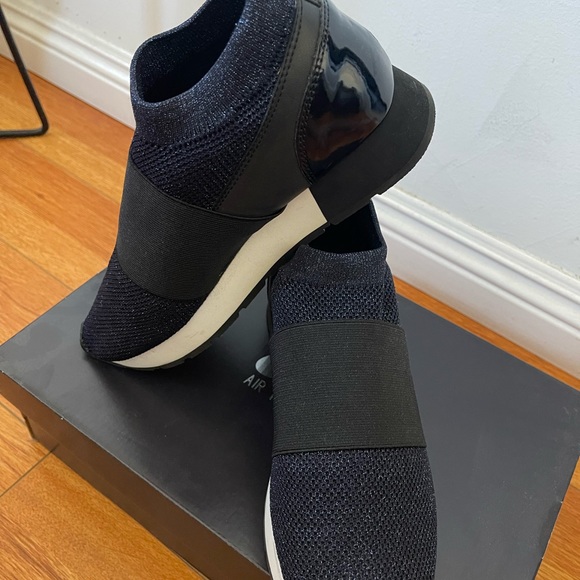 Dolce Vita | Shoes | Women Dolce Vita sneakers size 9. - Picture 2 of 4